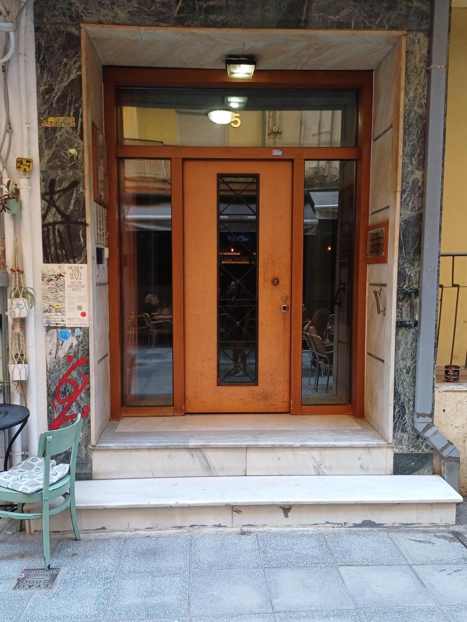 At The Core Of The City Next To Gallerius Palace Thessaloniki Zimmer foto